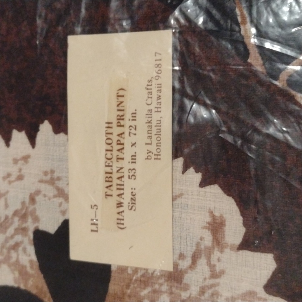 Vintage Hawaiian Brown & Black Tapa Print Tablecloth Lanakila Crafts 53" x 72" - Picture 2 of 3